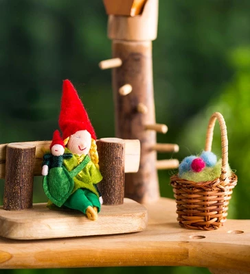 HearthSong Tree Blocks 34-Piece Tree Fort Kit, Includes Platforms, Staircase, Bridges, And More 9 HearthSong Tree Blocks 34-Piece Tree Fort Kit, Includes Platforms, Staircase, Bridges, And More - Image 7